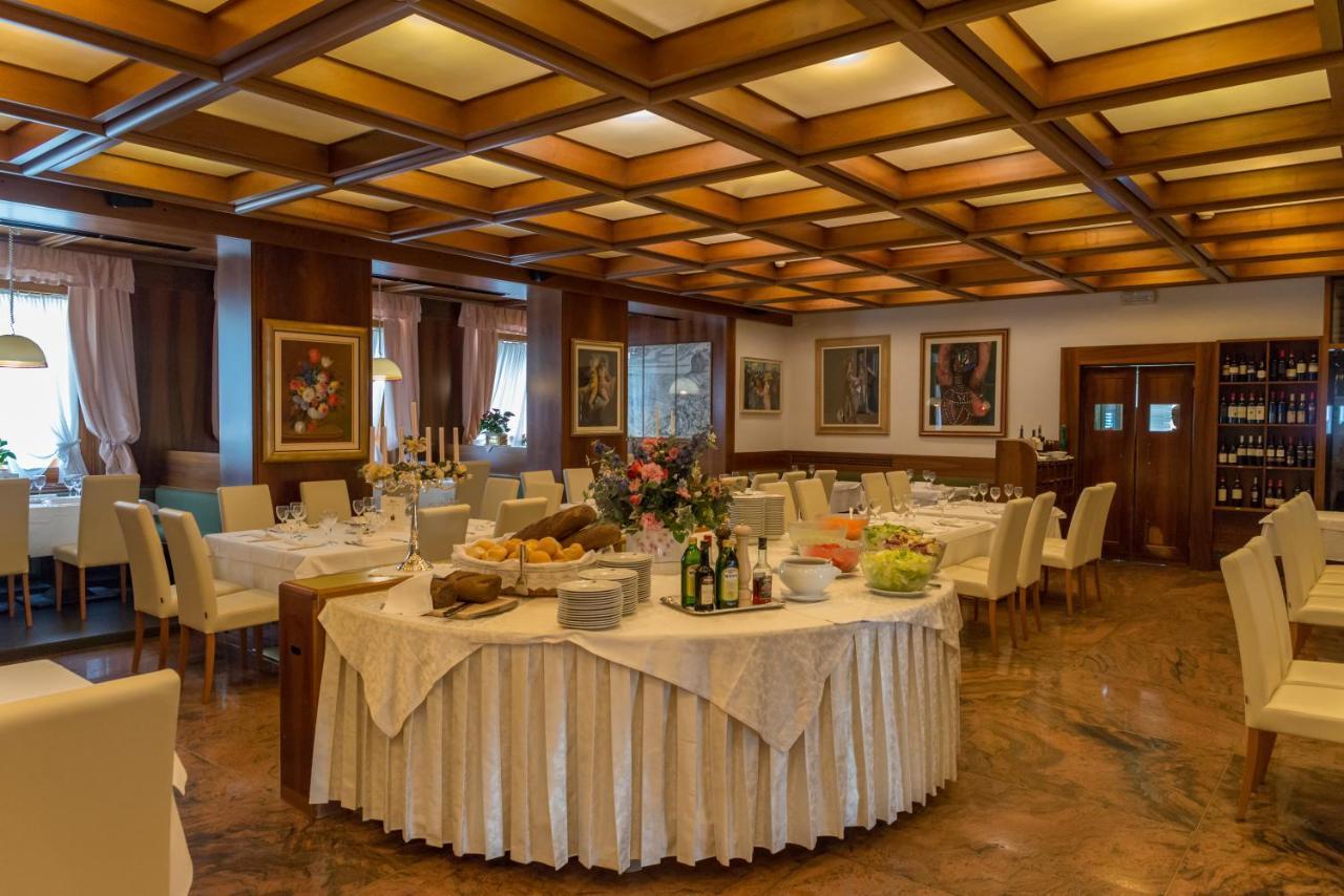Hotel Alla Posta - Famiglia Pra Dal 1866 A Caprile أليغ المظهر الخارجي الصورة