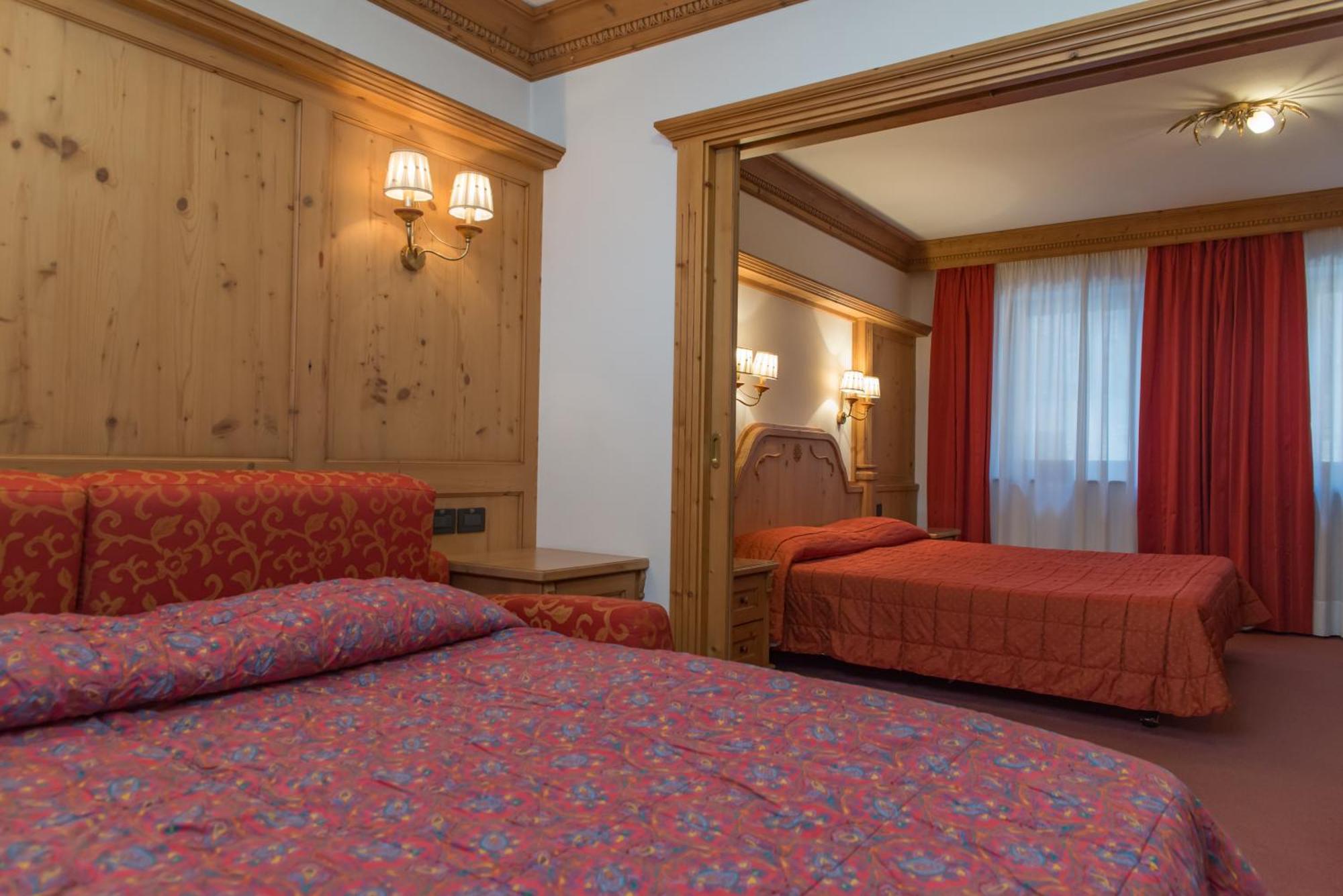 Hotel Alla Posta - Famiglia Pra Dal 1866 A Caprile أليغ المظهر الخارجي الصورة