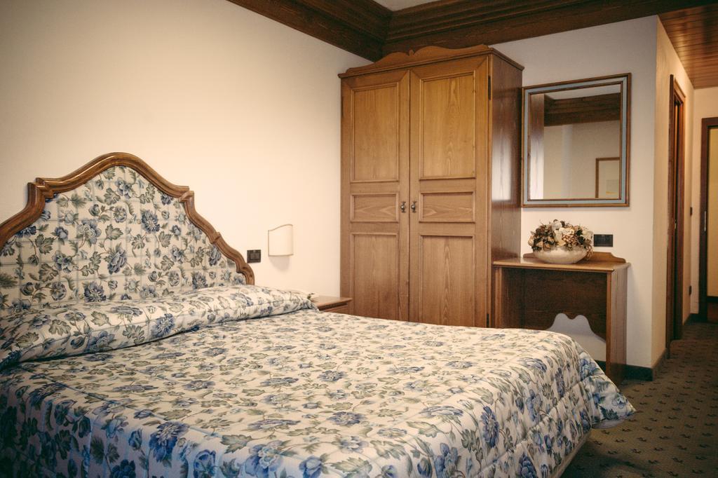 Hotel Alla Posta - Famiglia Pra Dal 1866 A Caprile أليغ المظهر الخارجي الصورة